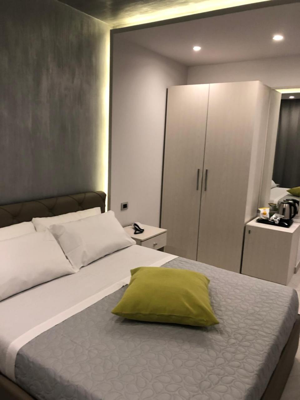 B&B Rossini Luxury Ренде Екстериор снимка